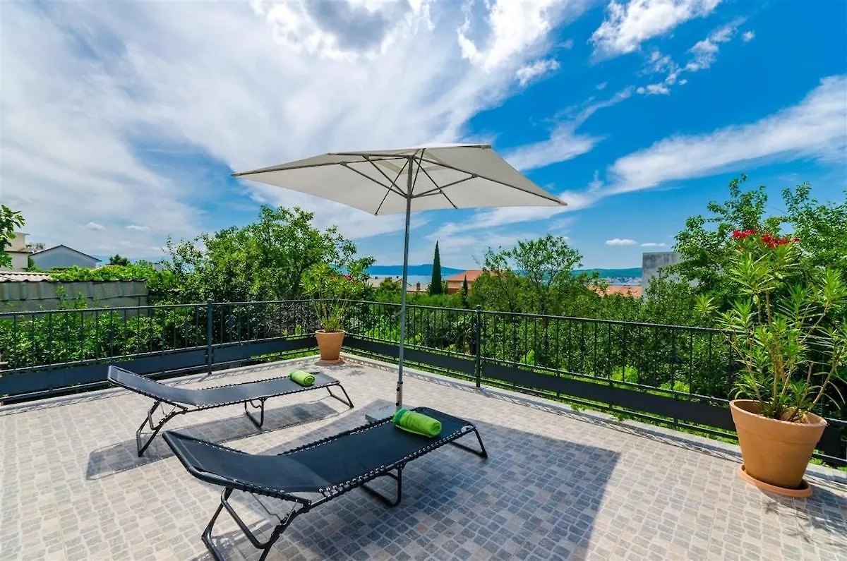 Paradise Garden Apartment Crikvenica