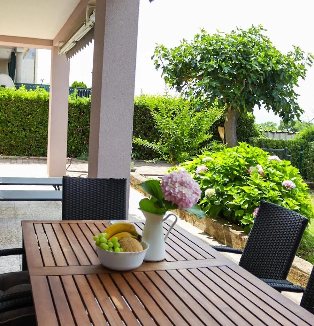 Paradise Garden Apartment Crikvenica